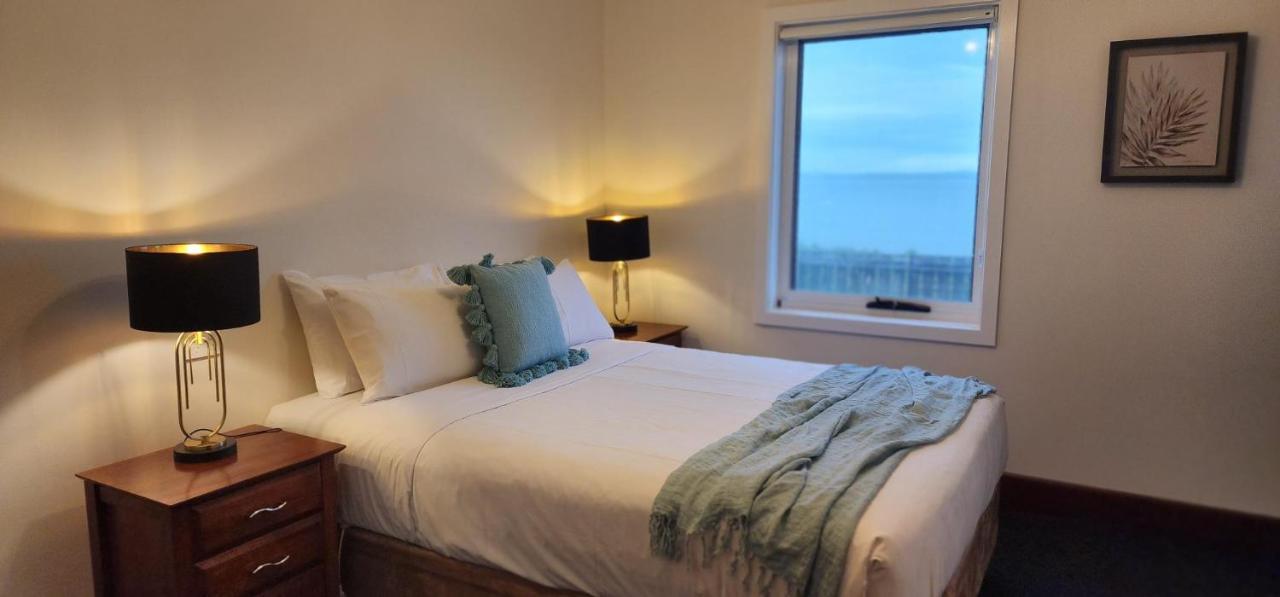 Stanley Village Waterfront Accommodation Екстериор снимка