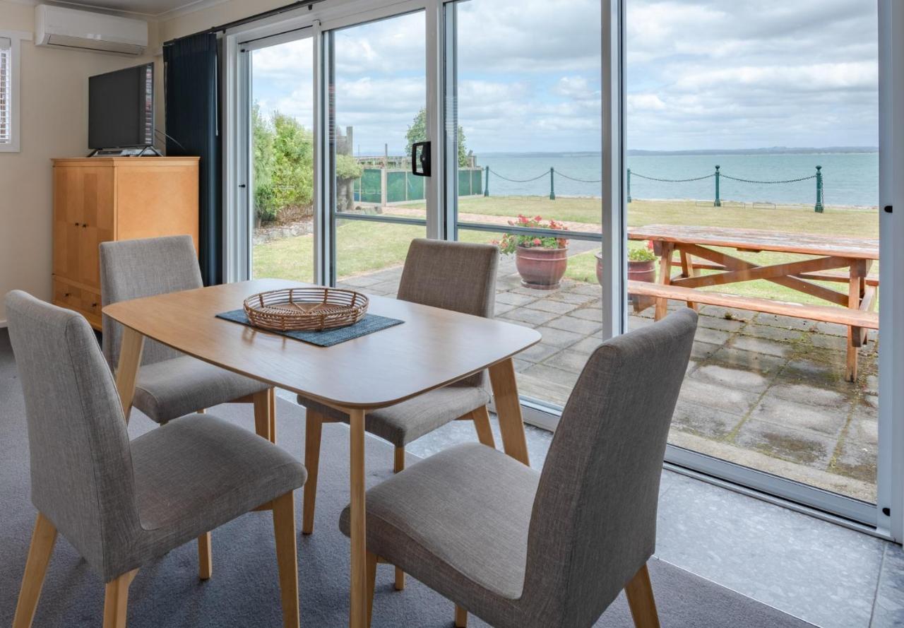 Stanley Village Waterfront Accommodation Екстериор снимка
