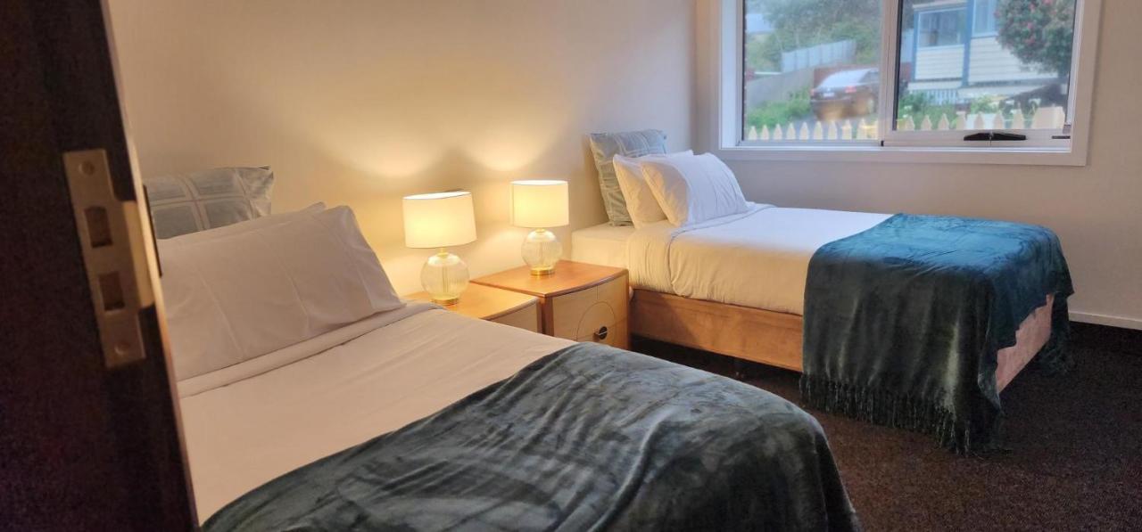 Stanley Village Waterfront Accommodation Екстериор снимка