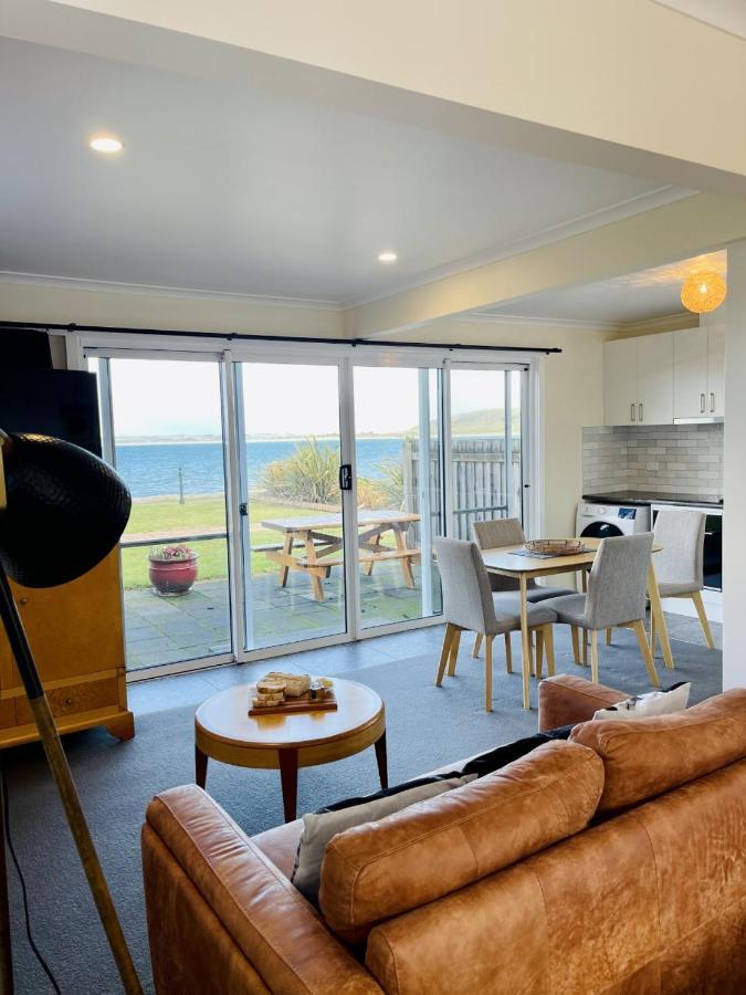 Stanley Village Waterfront Accommodation Екстериор снимка