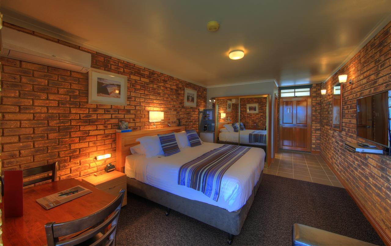 Stanley Village Waterfront Accommodation Екстериор снимка